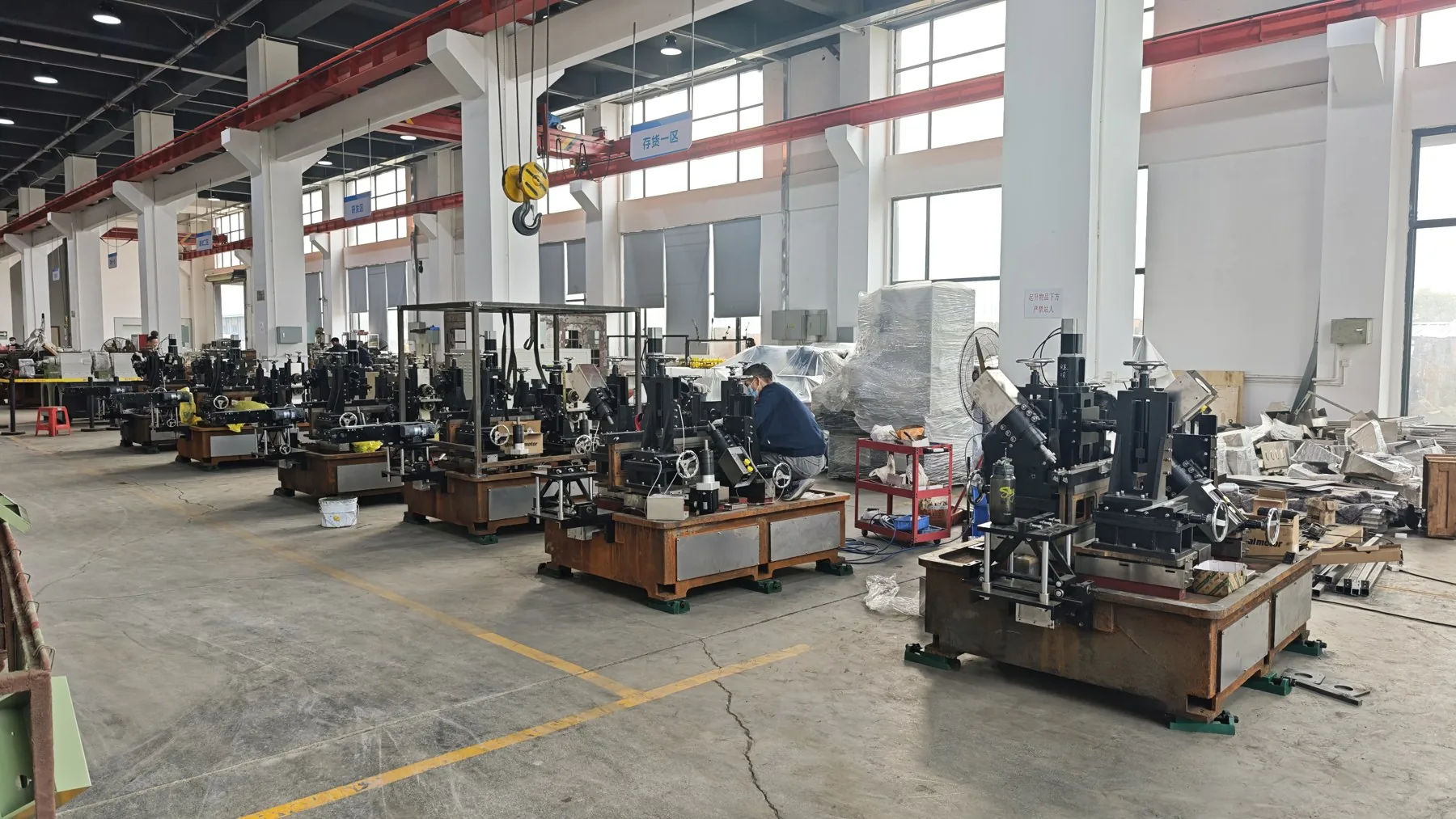 Gaofeng grinding workshop production floor